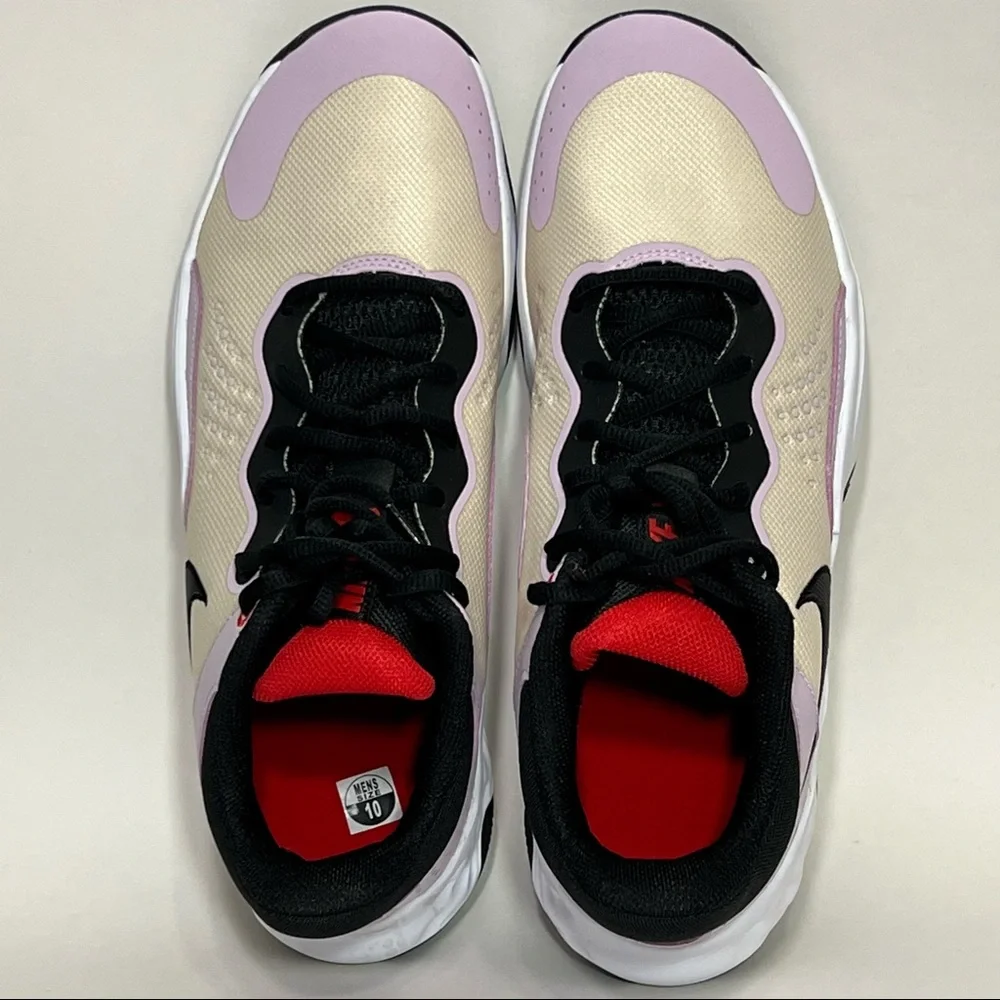 Nike fly by